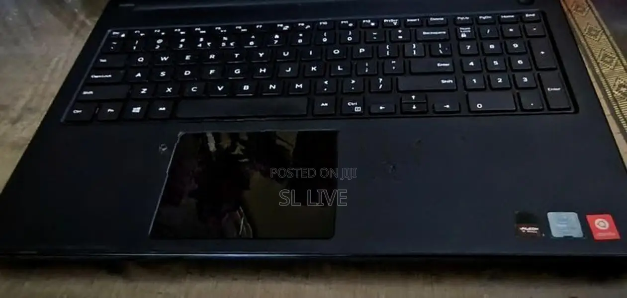 Dell Inspiron 15 3000 Series (Core i5) | 16GB RAM AMD Radeon Graphics