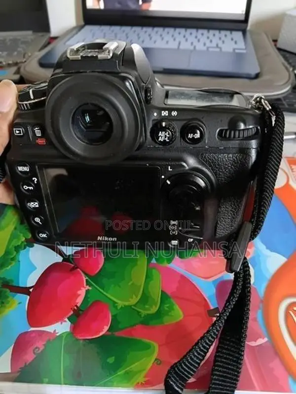 Nikon D700