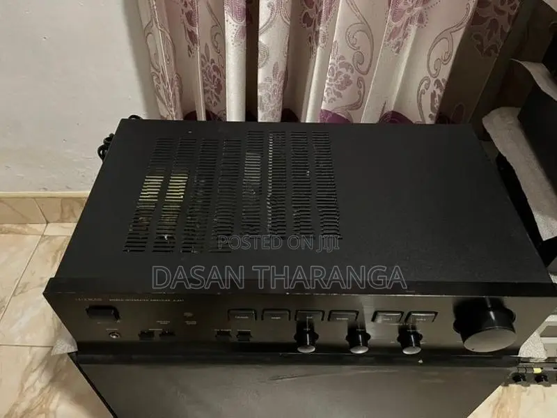 Luxman Stereo integrated Amplifier