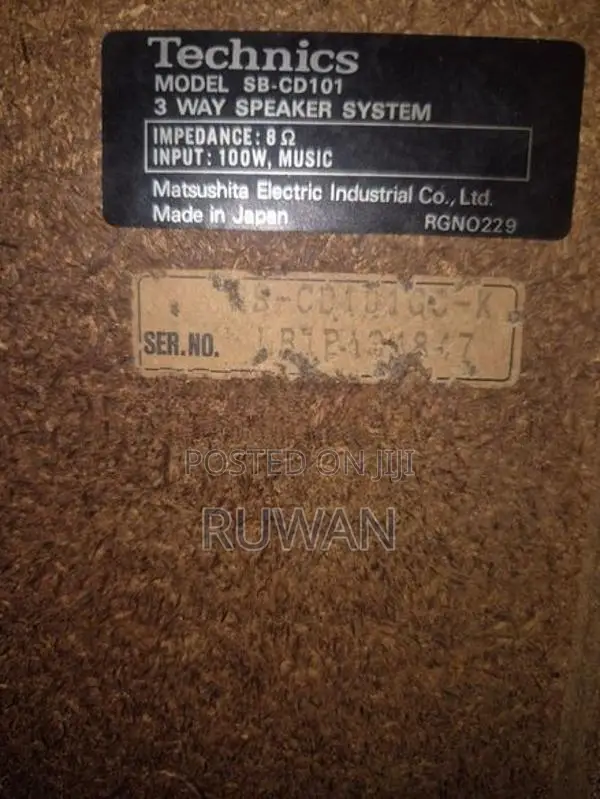 Technics Speakers