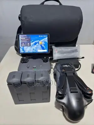 DJI Mavic 4 Pro Creator Combo