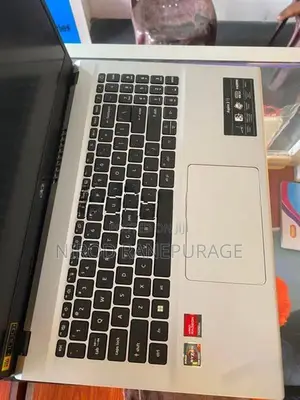 Acer Aspire 3 A315-44P Ryzen 7 5700U 16GB RAM 512GB NVMe SSD