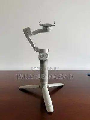 DJI OM 4 Smartphone Gimbal Stabilizer