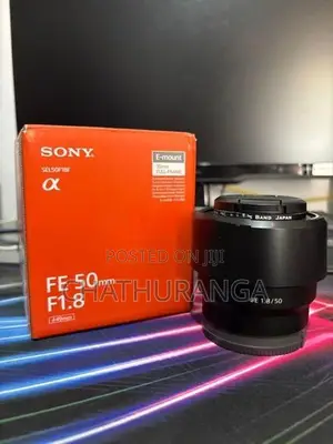 Sony 50mm f/1.8 lens