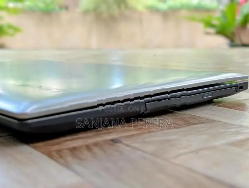 Lenovo IdeaPad 330 - 15IKB