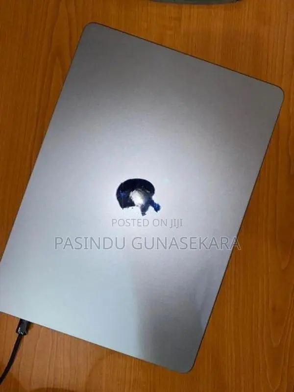 Apple MacBook Air M4 16GB RAM 512GB SSD