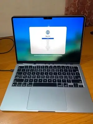 Apple MacBook Air M4 16GB RAM 512GB SSD