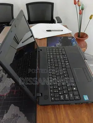 Acer Laptop i3