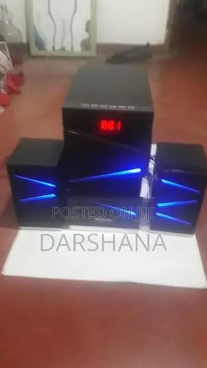 Multimedia speaker system