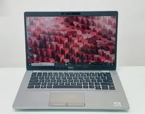 core i7 10th Gen Latitude 5410 Graphics UHD