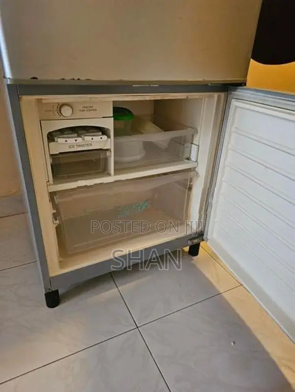 Panasonic NR-B242D 234 Litres