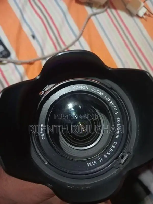 Canon 70D Double lens