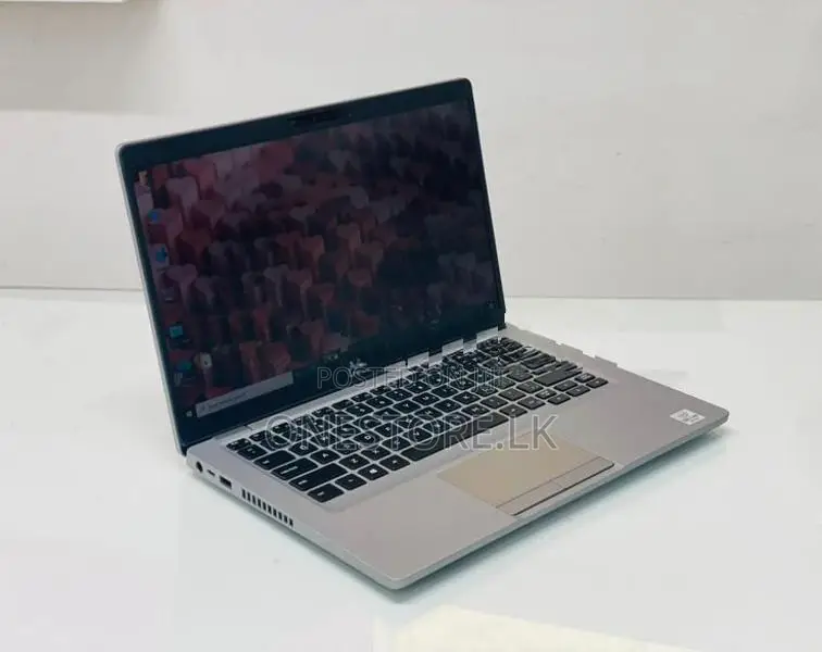 core i7 10th Gen Latitude 5410 Graphics UHD
