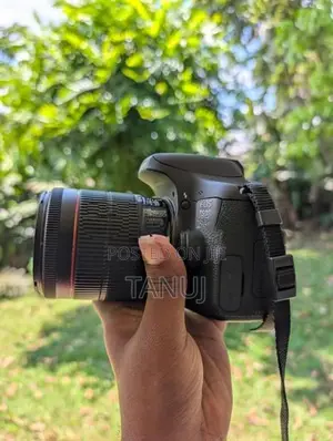 Canon 750D