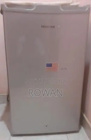 Hisense Mini Refrigerator