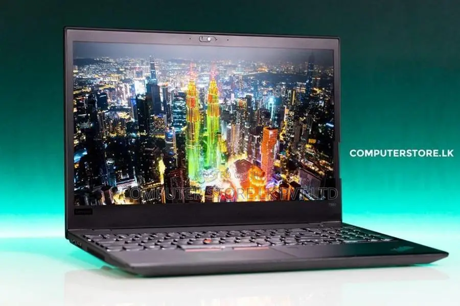 Lenovo ThinkPad T580 Core i5 8th Gen 8GB DDR4 RAM 256GB NVMe 15.6"