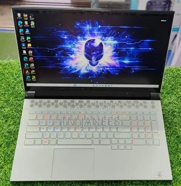 Alienware M17 R3