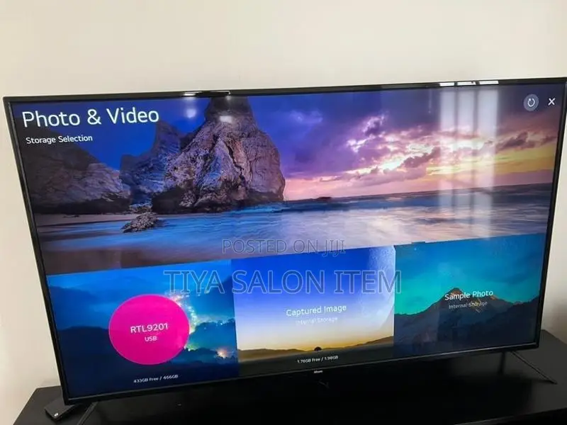 Abans Smart 65 inches 4K UHD TV