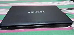 Toshiba i3 Laptop(6GB RAM / 750GB HDD)