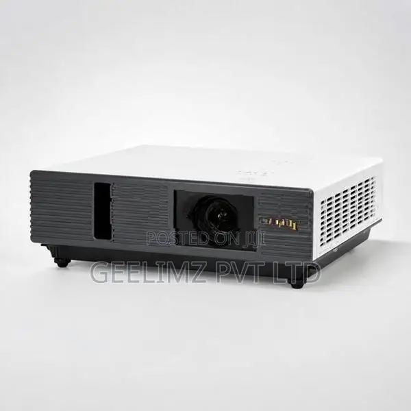 Projector With WXGA Resolution