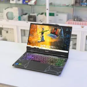 /DEAL/ MSI Cyborg RTX 5060 8GB Core 7 240H 15th Gen Laptop 16GB / 512G