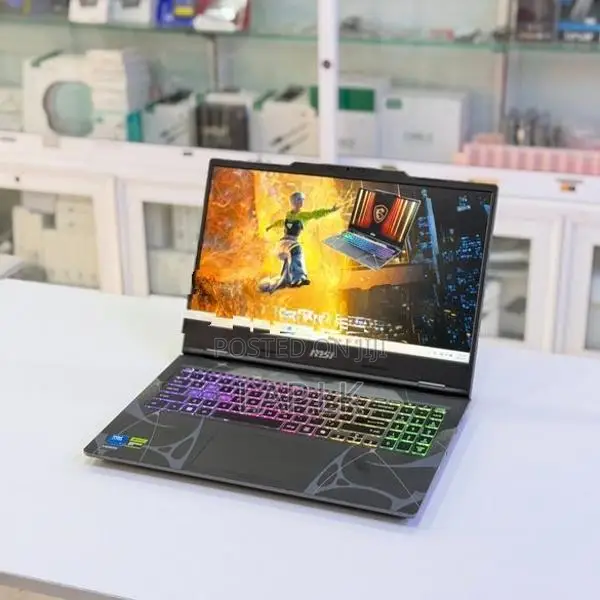 /DEAL/ MSI Cyborg RTX 5060 8GB Core 7 240H 15th Gen Laptop 16GB / 512G