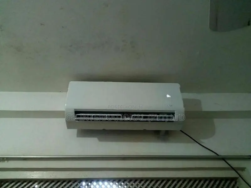 12000BTU Midea (Non Inverter) Ac New