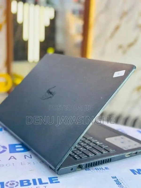 Dell Intel Core I5 8TH GEN 4GB RAM 128GB SSD / 1TB HDD Radeon Graphic