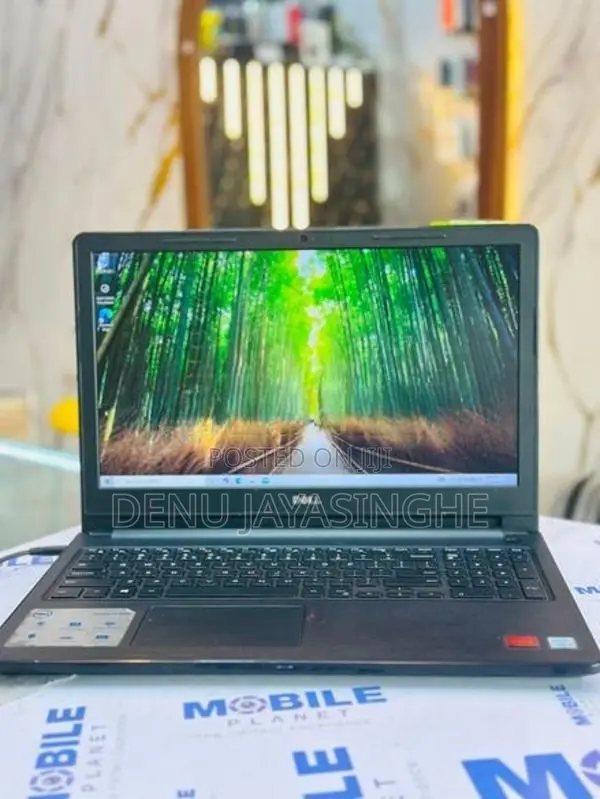 Dell Intel Core I5 8TH GEN 4GB RAM 128GB SSD / 1TB HDD Radeon Graphic
