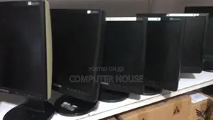 Samsung 17” Monitor