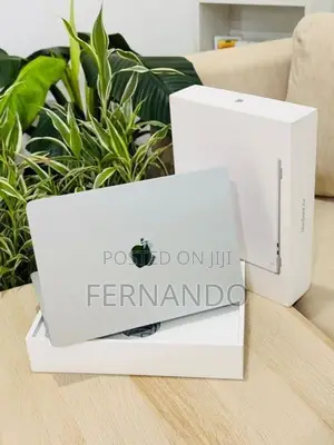 Apple MacBook Air M4 Silver 16GB/256GB 2025