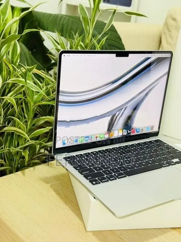 Apple MacBook Air M4 Silver 16GB/256GB 2025
