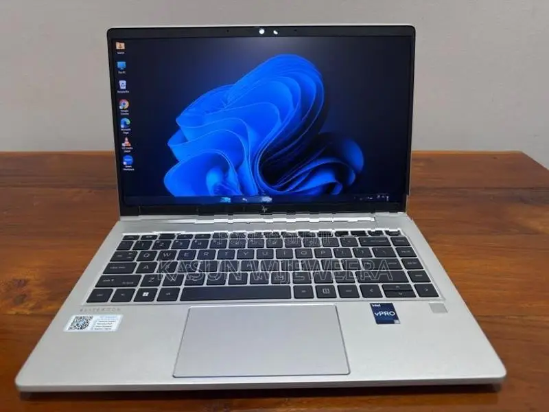 HP EliteBook 640 14 Inch G9