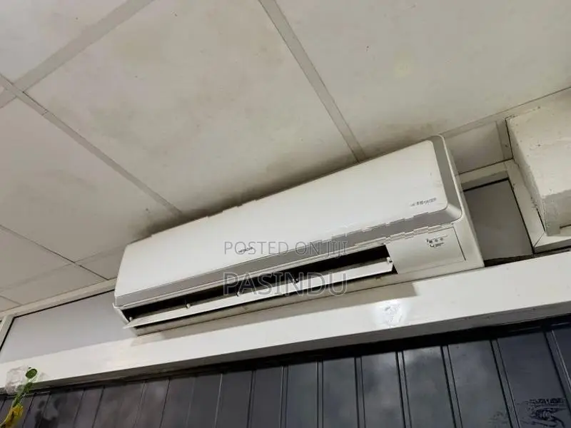 Hitachi 18000BTU Inverter Air Conditioner