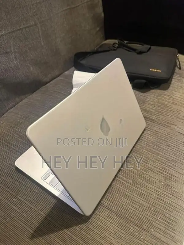 Apple Macbook Neo 2026
