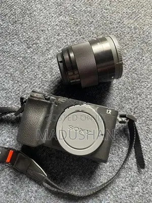 Sony A6400 with 50mm 1.8f lens