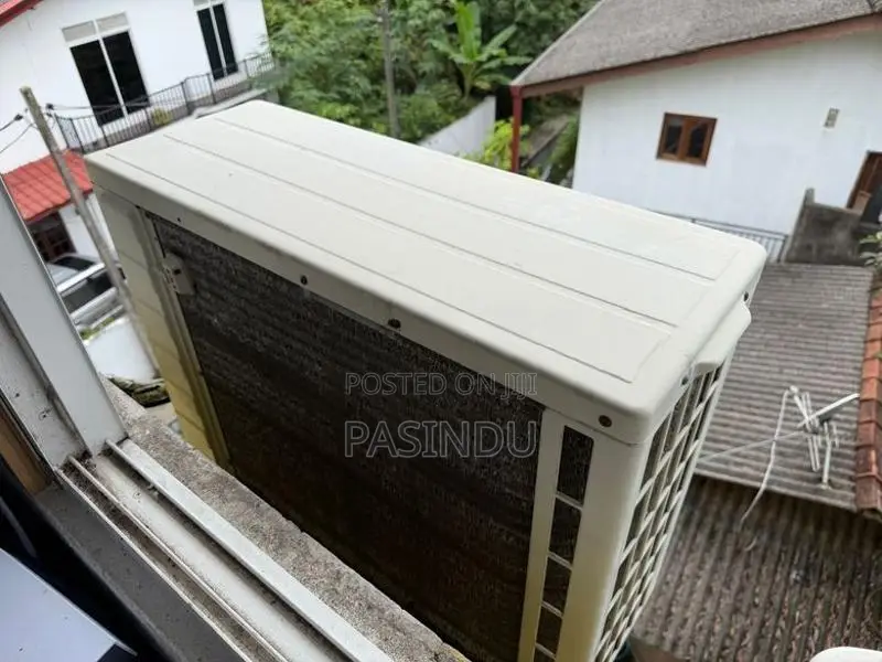Hitachi 18000BTU Inverter Air Conditioner