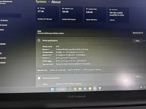 Asus Vivobook 15 X1504VA i3 13th Gen / 8GB RAM 512GB SSD