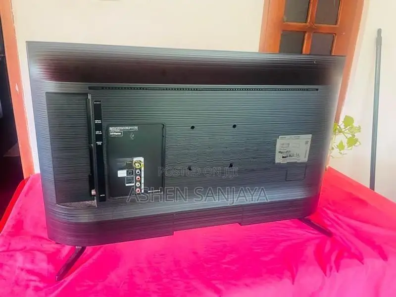 Samsung 32" LED TV