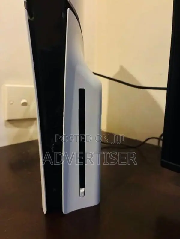 PS5 Slim Disc Version 1TB