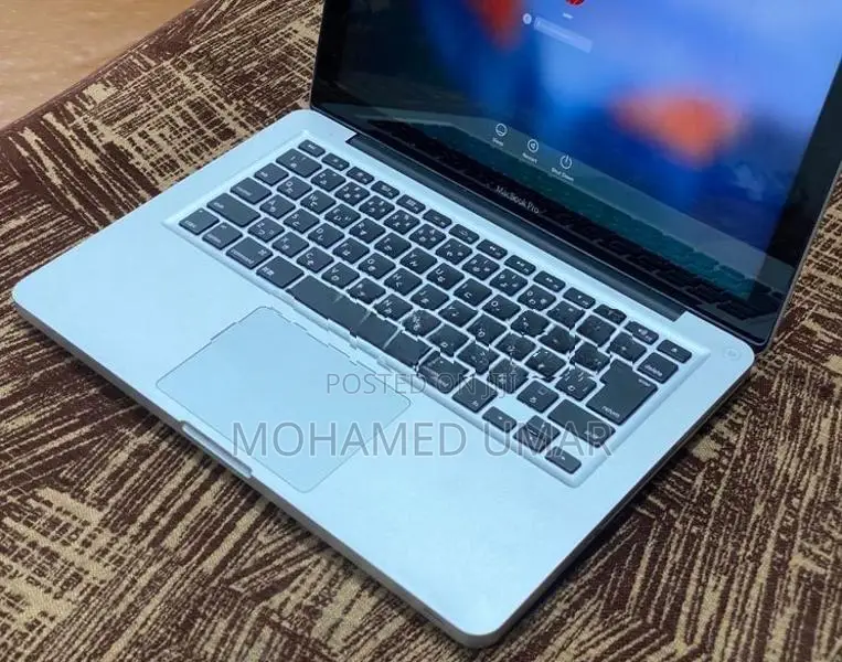 Apple MacBook Pro i5 2015