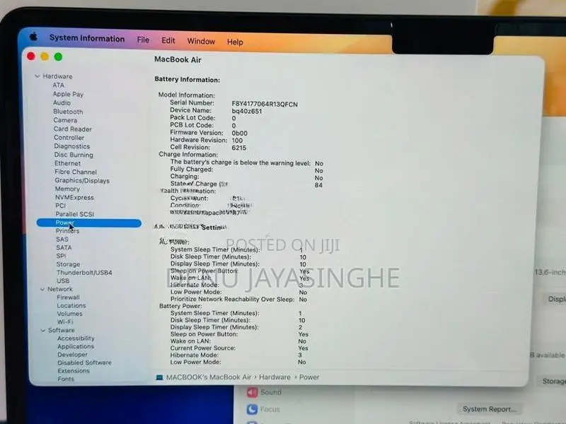 Apple Macbook Air 2022 M2 Chip 8GB RAM 512GB NVME 13 Inch Display