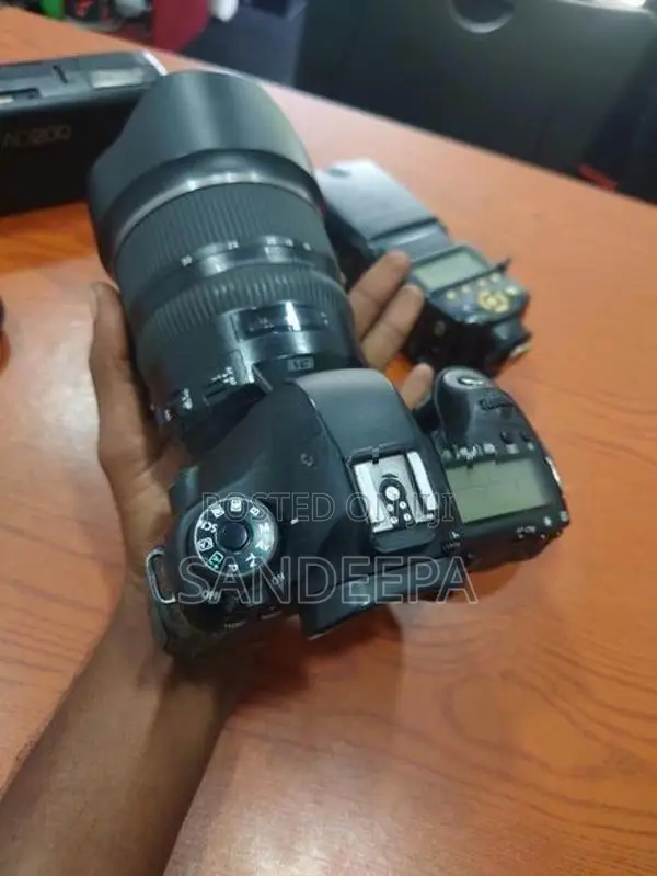 Canon 6D Camera with Lens