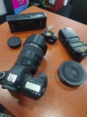 Canon 6D Camera with Lens