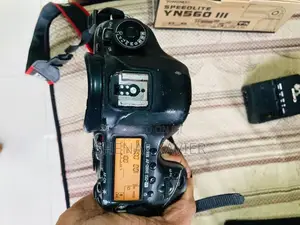 Canon 5D Mari iii with Speedlight