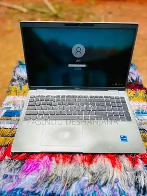 Dell Latitude 5520 i7 11Gen 16GB 512GB SSD Touch MX450 2GB