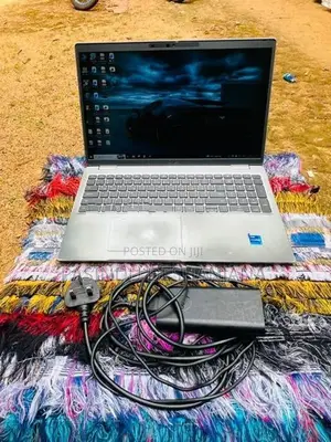 Dell Latitude 5520 i7 11Gen 16GB 512GB SSD Touch MX450 2GB