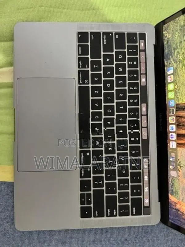 Apple Macbook Pro 2018 with Touch Bar