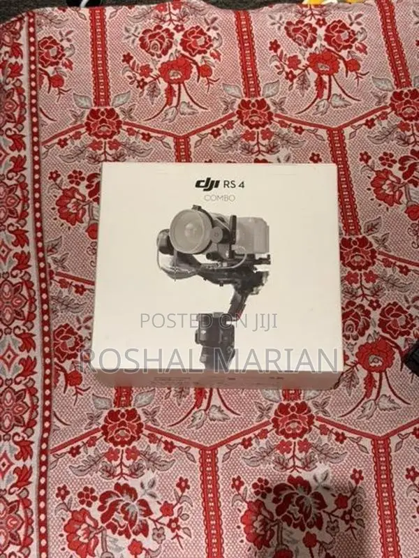 DJI RS4 Stabilizer Camera Gimbal