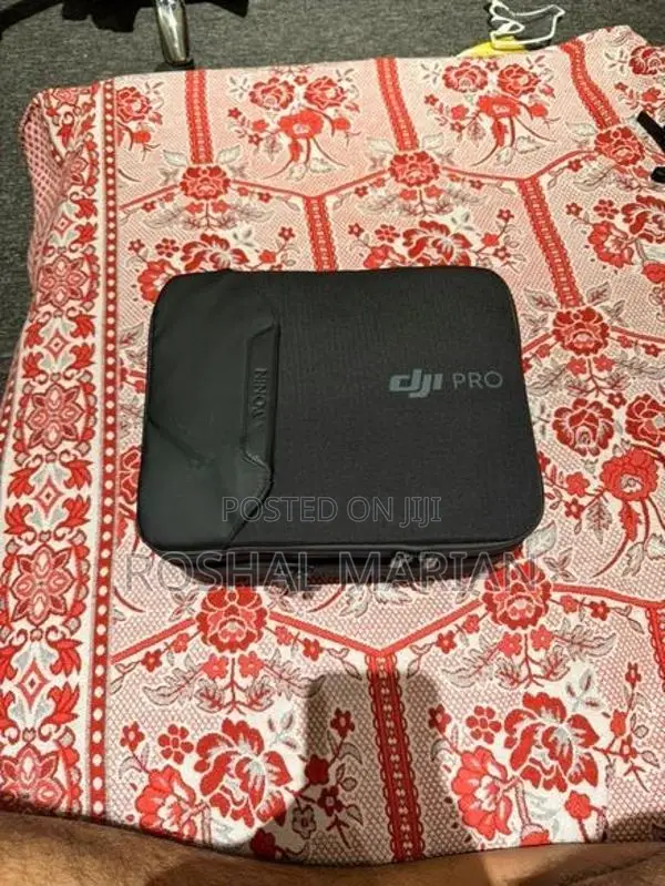 DJI RS4 Stabilizer Camera Gimbal